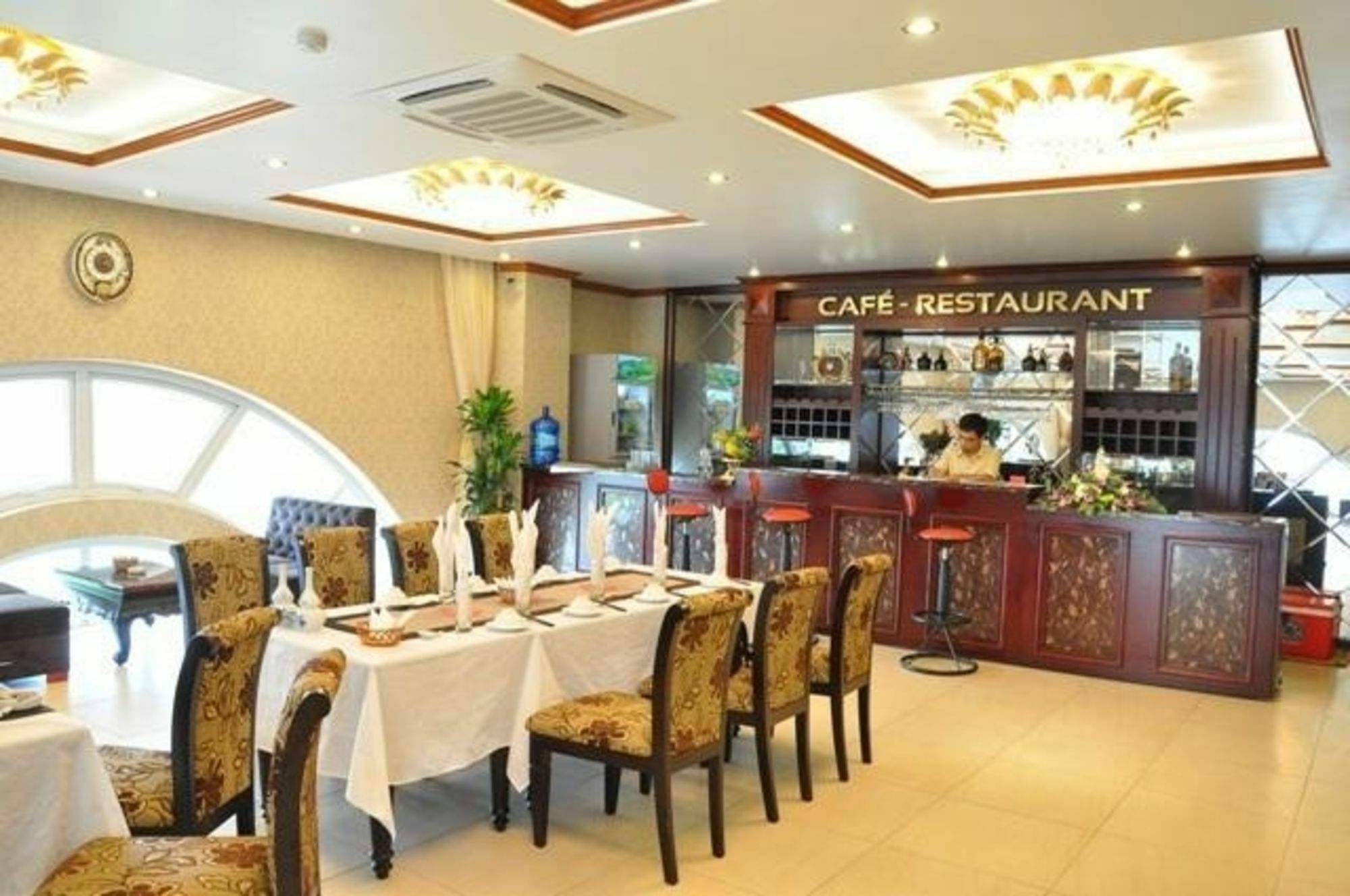โรงแรมเฟืองแอง Hai Duong ภายนอก รูปภาพ